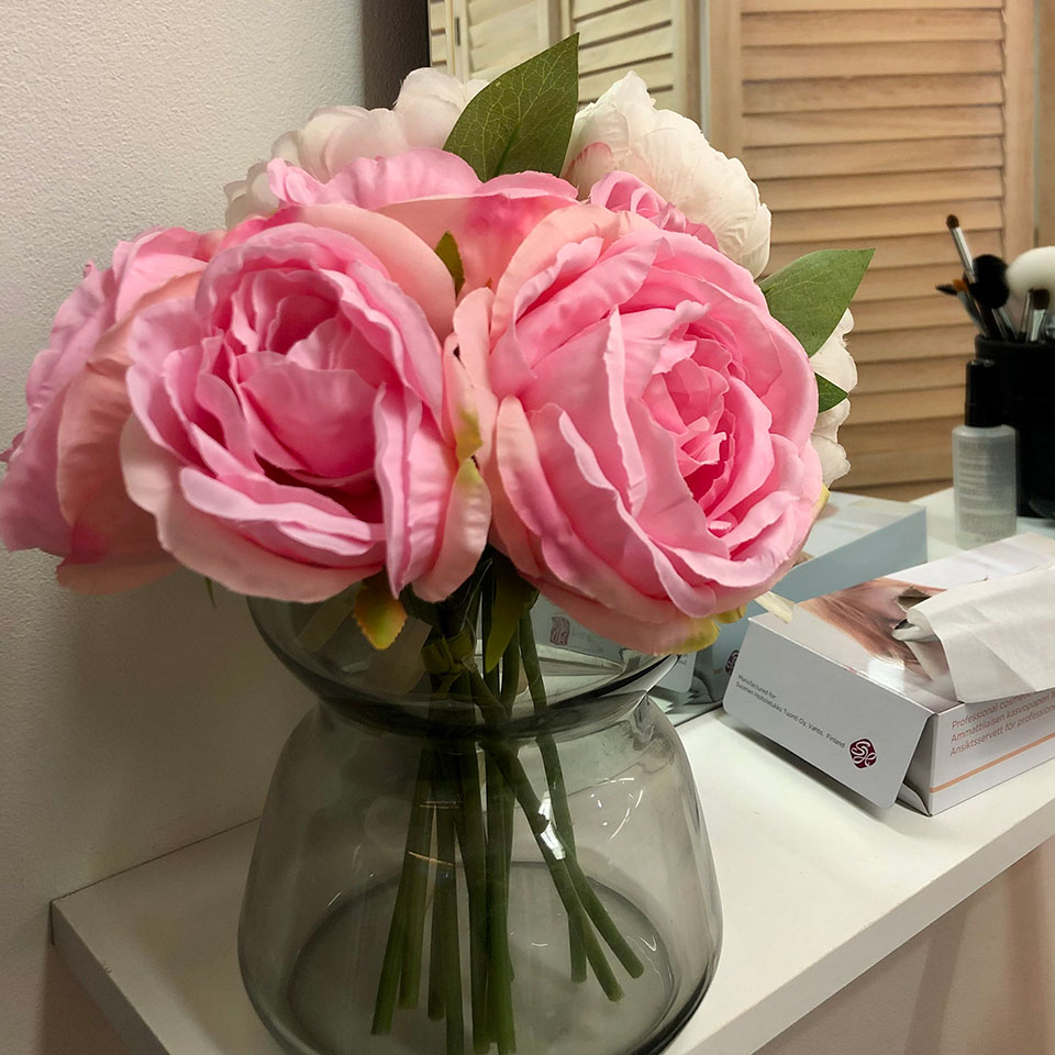 Kauneushoitola pioni lahjakortti